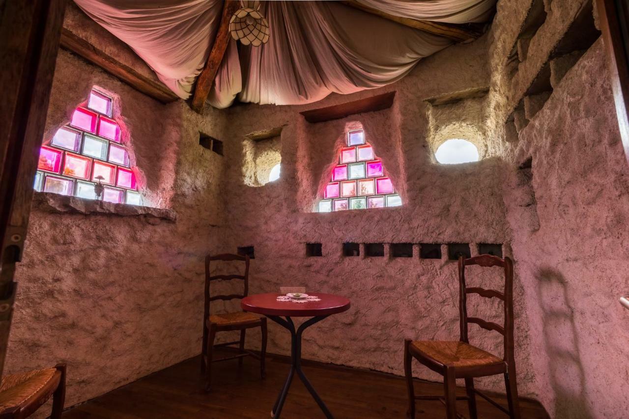 "Il Etait Une Soie..." Hotel Saint-Vincent-de-Barres Kültér fotó