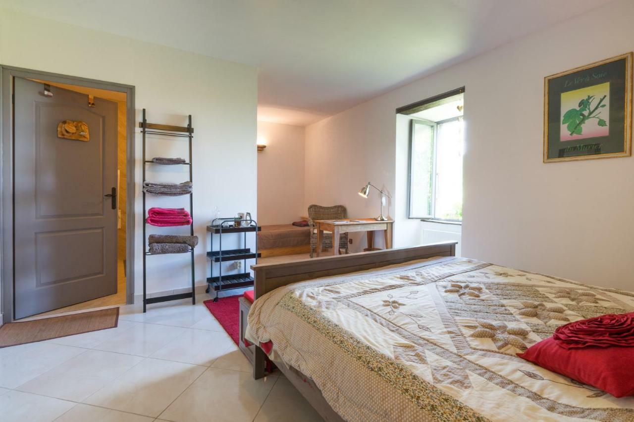 "Il Etait Une Soie..." Hotel Saint-Vincent-de-Barres Kültér fotó